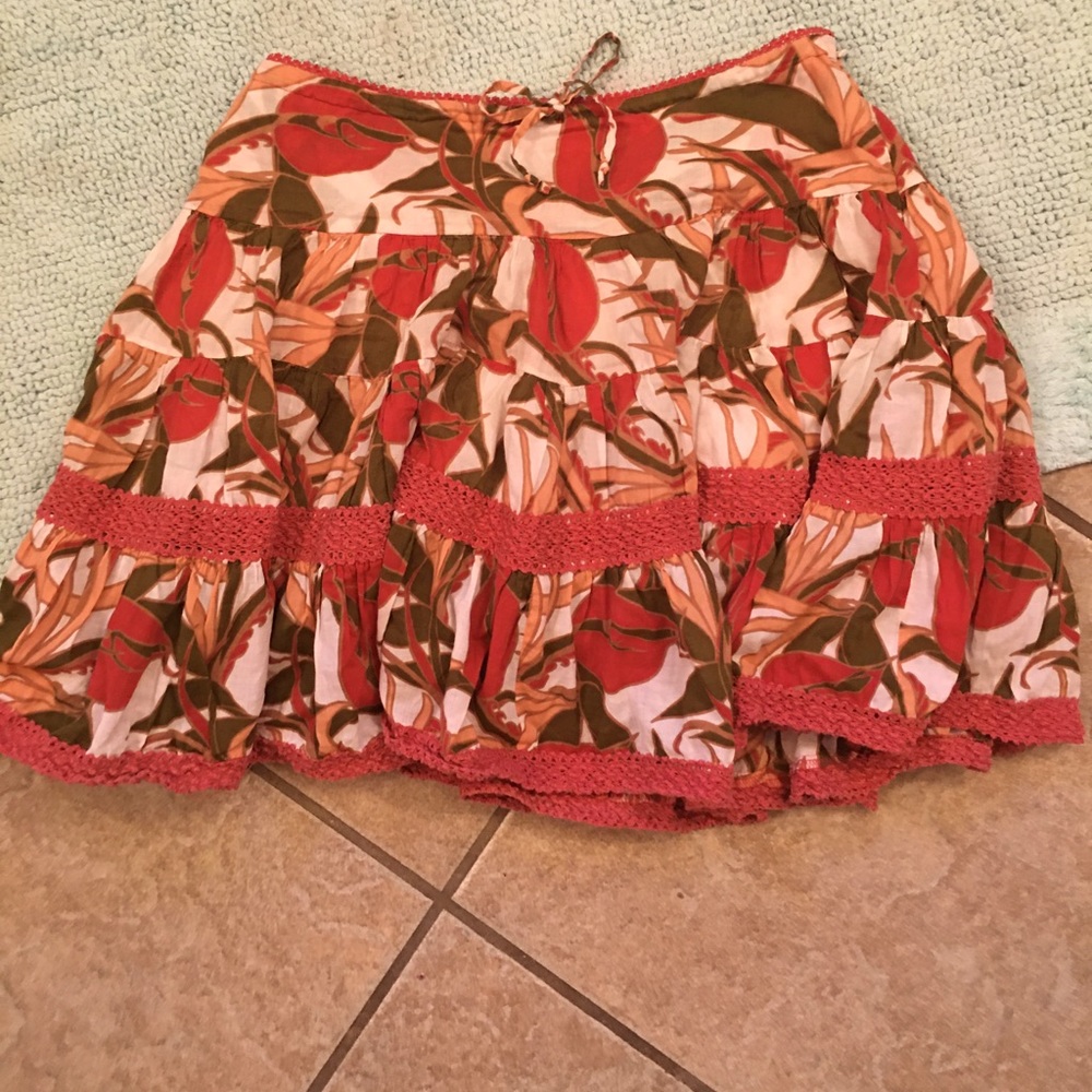 3/$25❗️SALE❗️Bebe Size XS Women’s Vintage Skirt